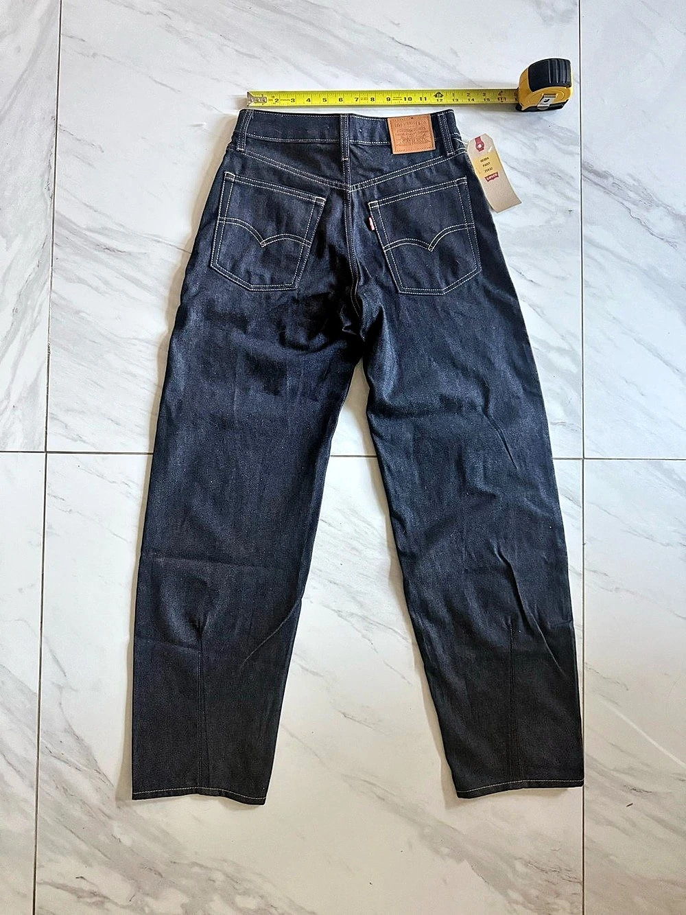 NWT Levi's Baggy Dad Barrel Jeans Blue Waist 25 - Picture 2 of 13